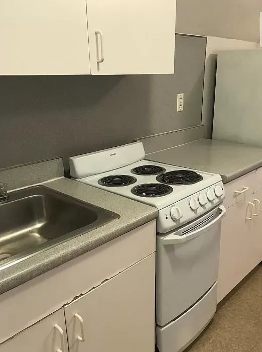 Studio, 9999 sqft, $1,900 — Photo 1
