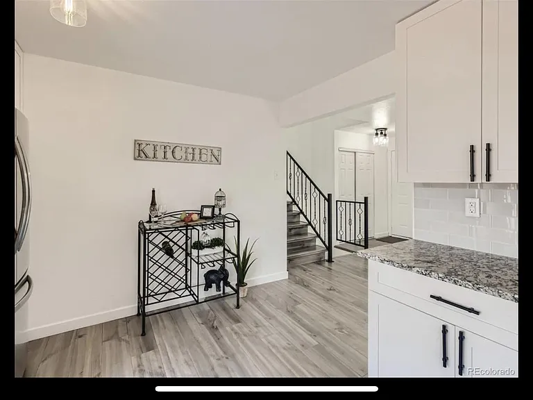 6674 S Garland Way — Photo 7