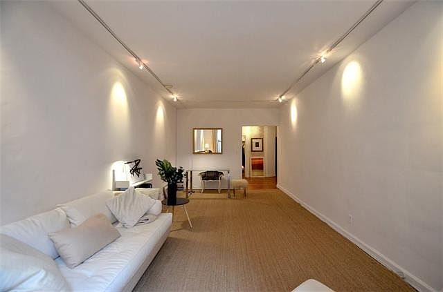 1st image of 120 E 62nd St APT 2C