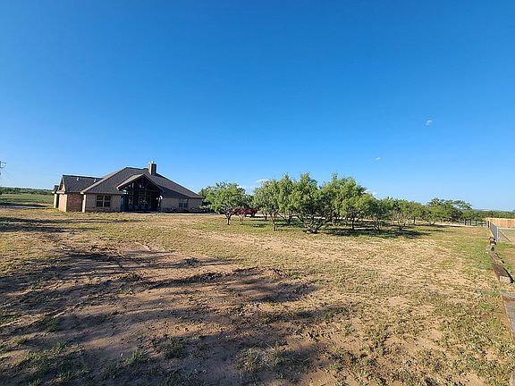 2nd image of 4547 Grey Wolf Ln