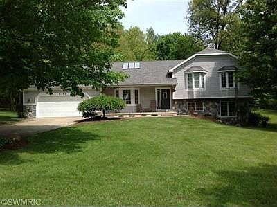 1st image of 8343 Childsdale Ave NE