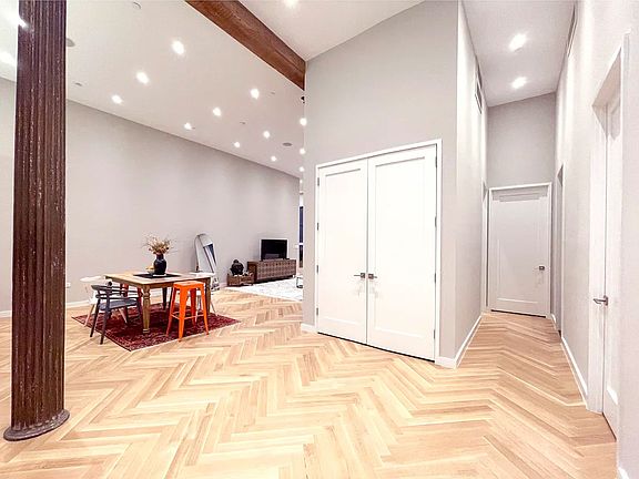 4th image of 43 Wooster St #6