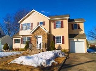 69 Strathmore Ter, Saddle Brook, NJ 07663