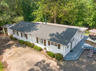 5755 Cains Cove Rd, Cumming, GA 30041