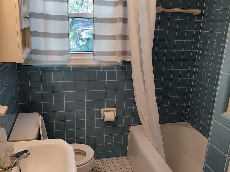 3519 Hutchens Ave SE — Photo 8