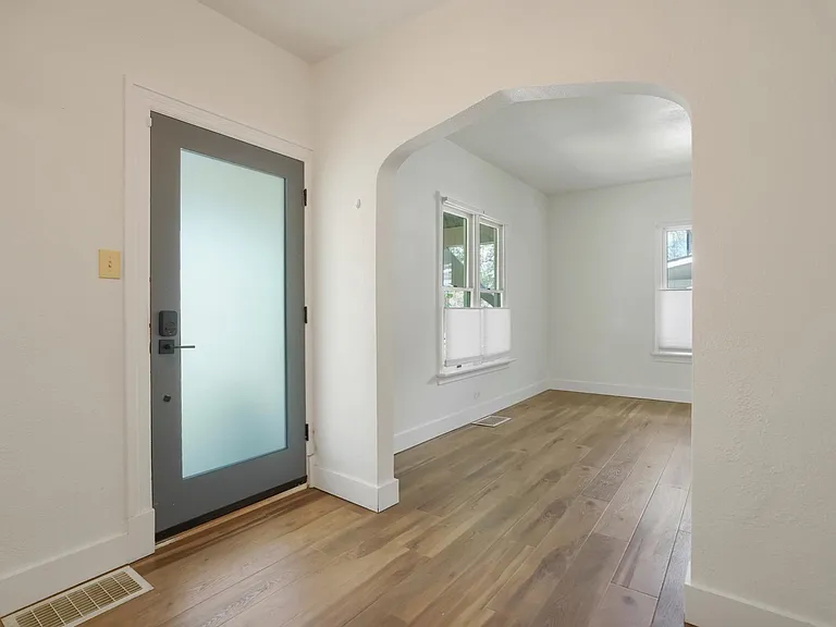 4370 Winona Ct — Photo 8