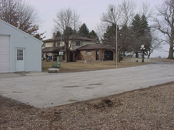 5th image of 64118 Lincoln Hwy