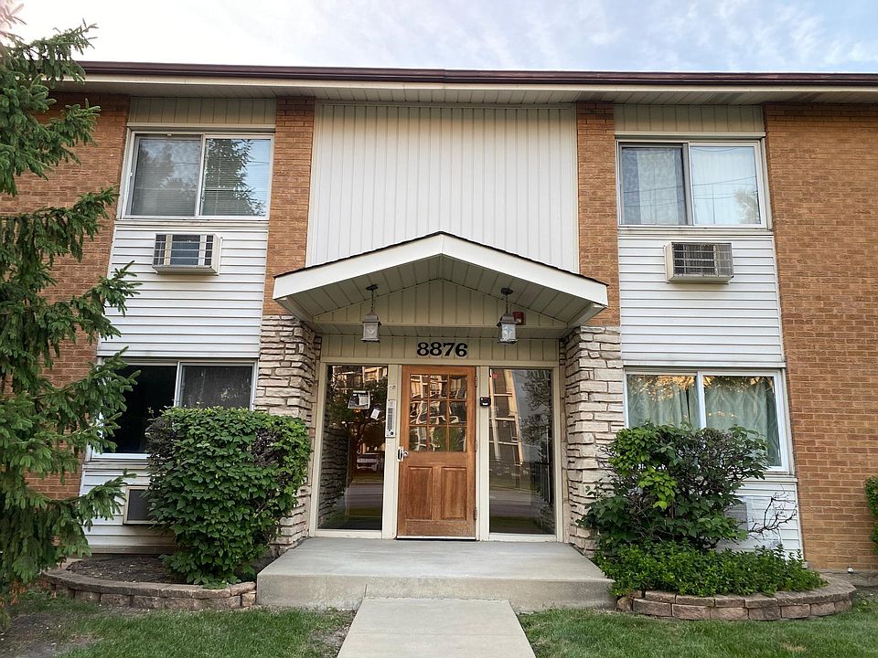 2nd image of 8876 Golf Rd #1C