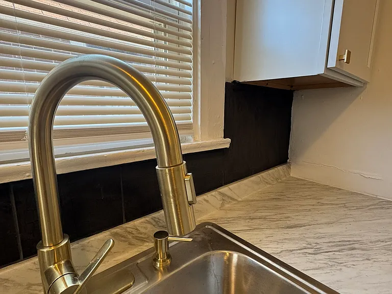 4003 W Muhammad Ali Blvd — Photo 3