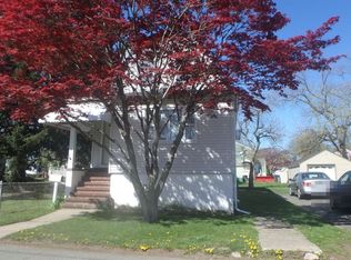 43 Poplar St, Fords, NJ 08863