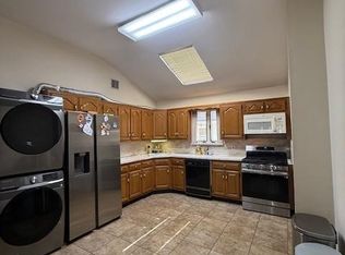 175 Gordon Rd, Valley Stream, NY 11581