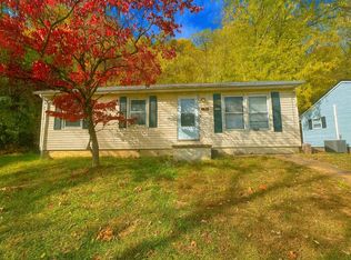 807 Dutch Hollow Rd, Dunbar, WV 25064
