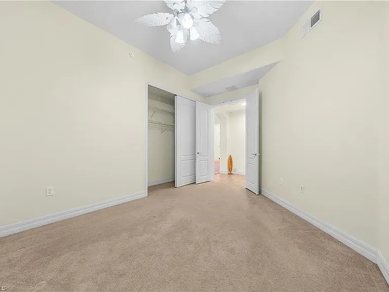 6031 Jonathans Bay Cir #401 — Photo 14