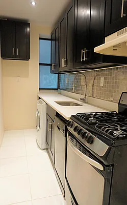 Rented by Weichert Properties - NYC | media 9