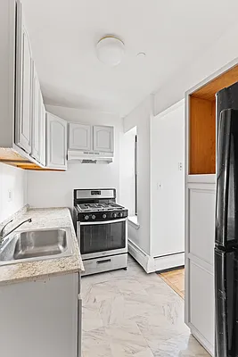 Sold by Compass | media 7