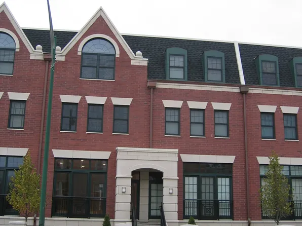 5910 N Northwest Hwy, Chicago, IL 60631