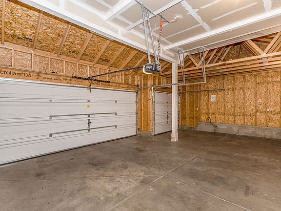 3rd image of 645 Clarendon Dr