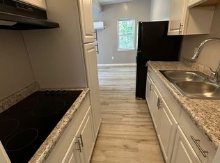 6121 N Wagon Trail Rd #2, Columbia, MO 65202