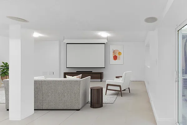 Rented by Platinum Properties | media 23