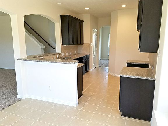 3rd image of 10014 Stone Briar Dr