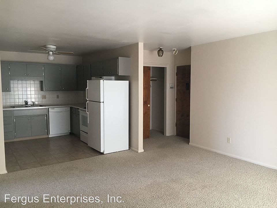 2nd image of 2211 17th St S APT 17