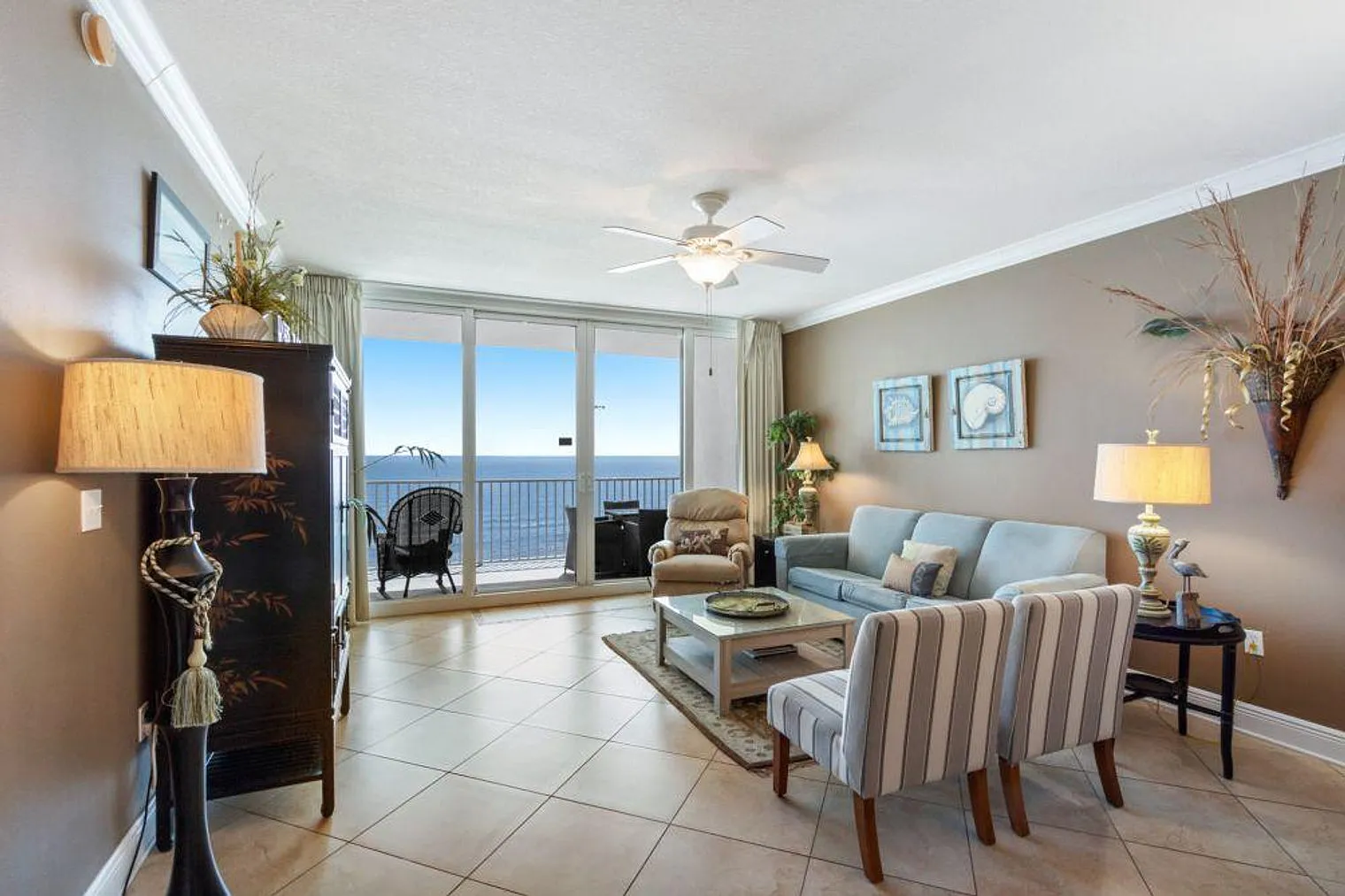 2 bed, 2.0 bath, 1227 sqft, $4,735 — Photo 1