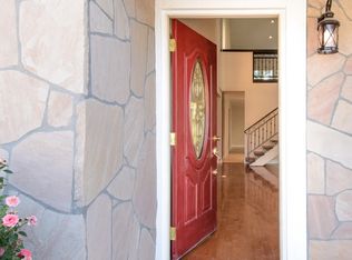 2436 N Woodhaven Pl, Simi Valley, CA 93063