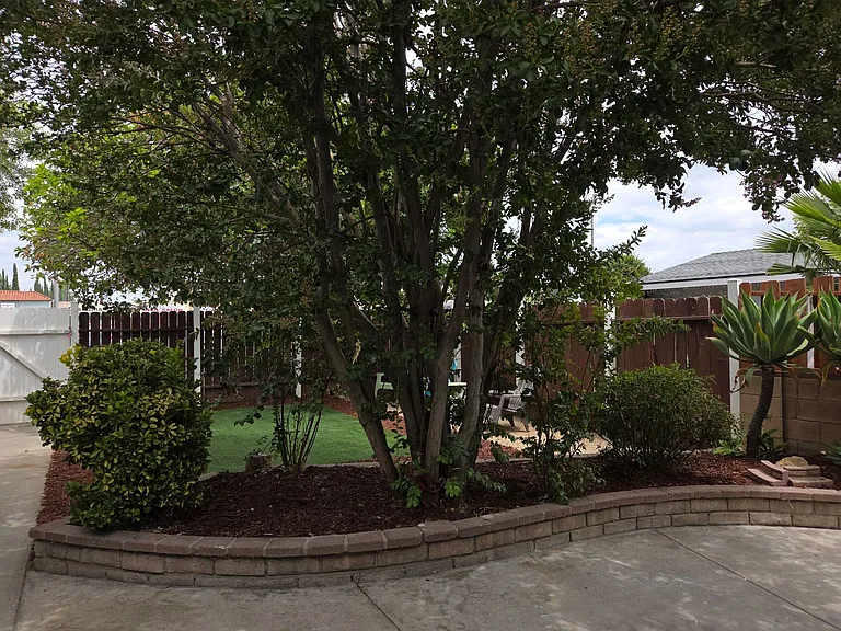 8409 Topanga Canyon Blvd — Photo 5