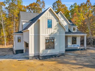 3057 Poe Rd, Soddy Daisy, TN 37379