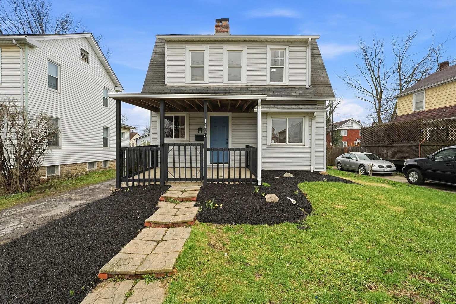 1475 E Hudson St photo 1