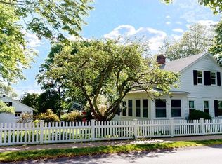 544 Elm St, Dartmouth, MA 02748