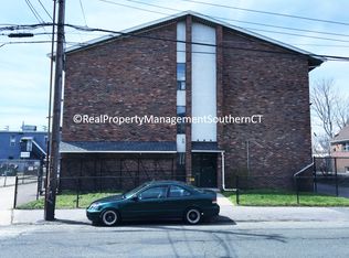 423 Wells St APT 2E, Bridgeport, CT 06606