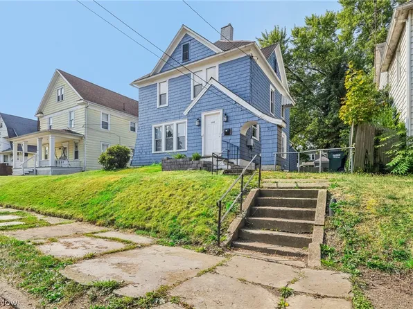 182 W Oxford St, Alliance, OH 44601