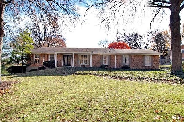 1st image of 9834 Surrey Ln