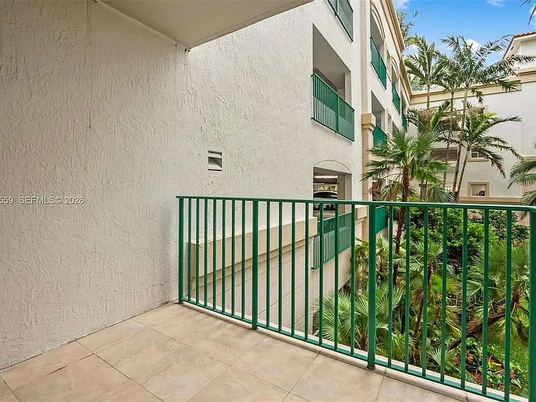 19900 E Country Club Dr #212 — Photo 12