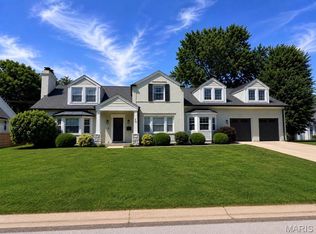 10 Hanley Downs, Saint Louis, MO 63117
