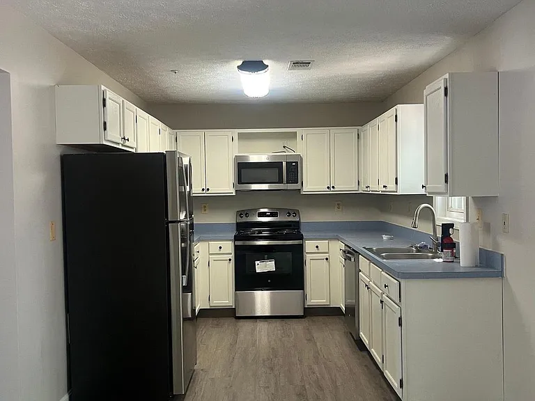 103 Hibiscus Ct — Photo 8