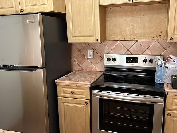 3rd image of 18330 Mediterranean Blvd #8-2308