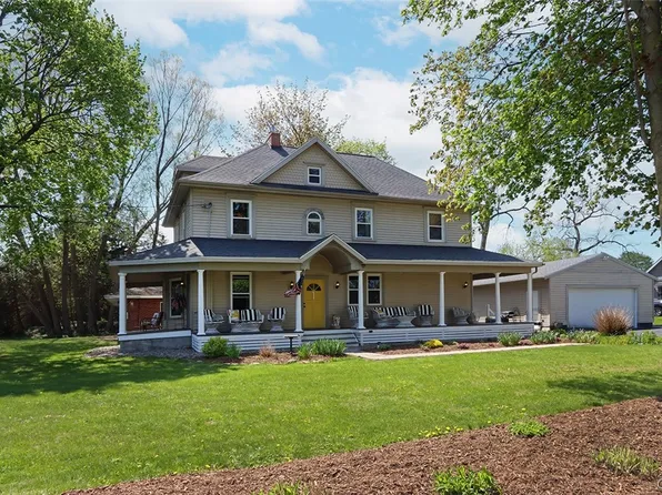 1 Sparrow Ln, Fayetteville, NY 13066