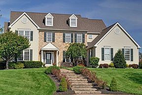 1st image of 200 Stanford Dr