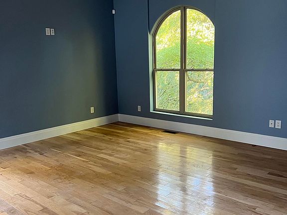 4th image of 112 Starfield Pl