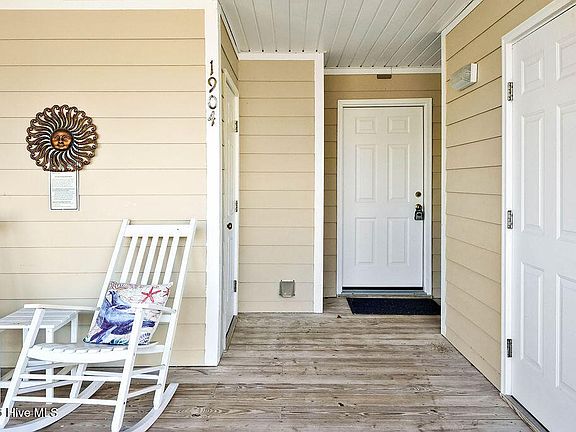 5th image of 3350 Club Villas Drive #1904