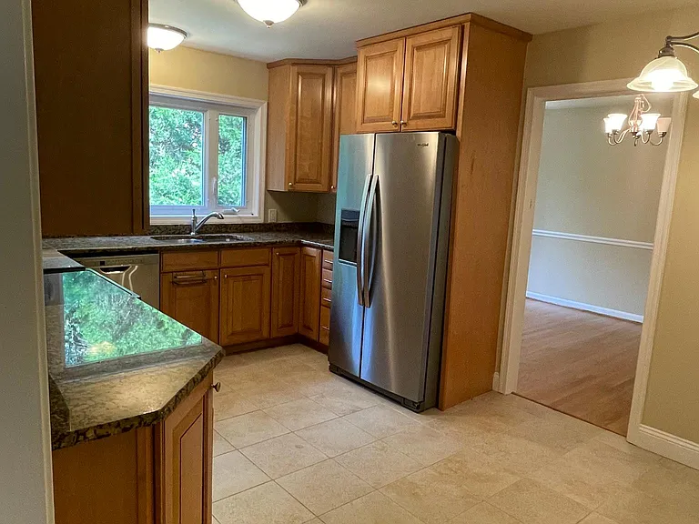 1040 Warbler Pl #MC — Photo 5