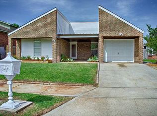24 Marywood Ct, New Orleans, LA 70128