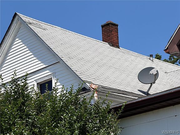 3rd image of 129 Roma Ave