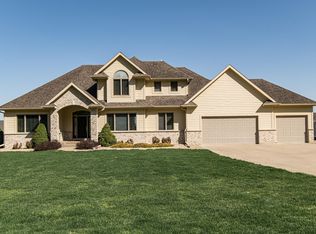 1358 Westhill Dr SW, Rochester, MN 55902