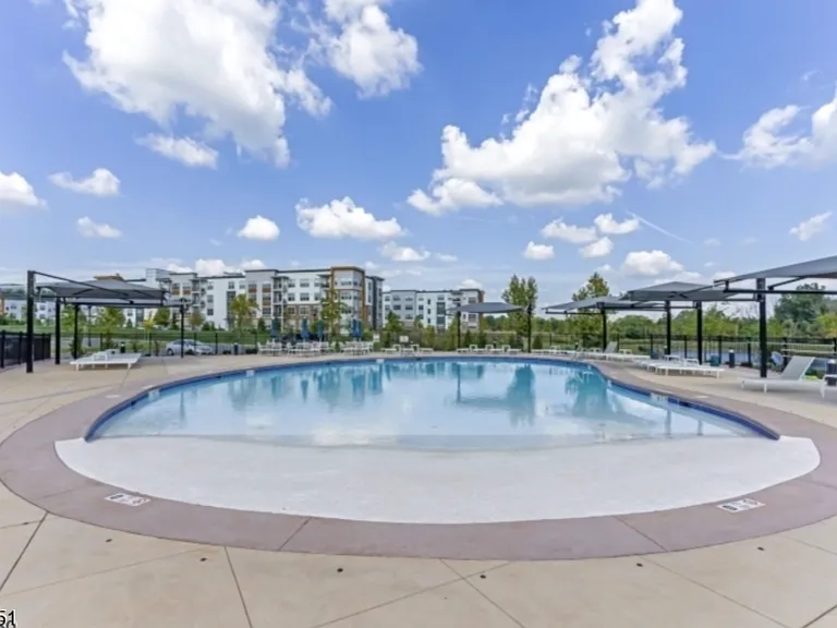 2 Vanderbilt Blvd #109 — Photo 18