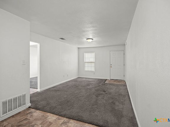 3rd image of 802 Stetson Ave