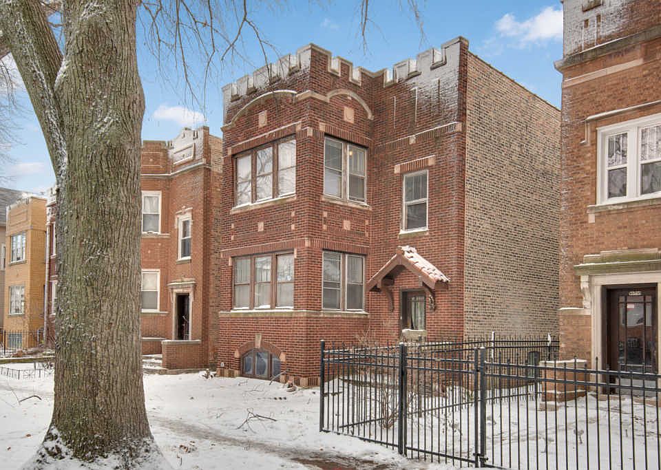 1st image of 3241 W Warner Ave