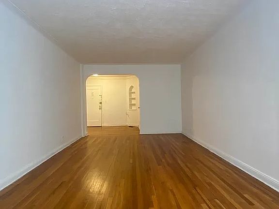 3rd image of 9216 Whitney Ave APT 106